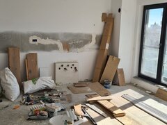 Piata Presei Libere, Petrom City, langa Lacul Baneasa